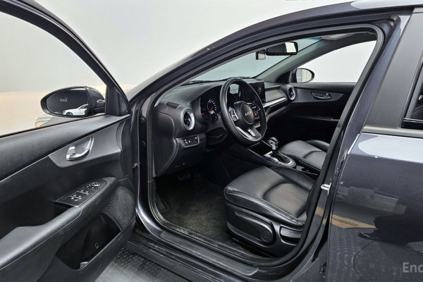 2021 Kia K3 с пробегом 101 084 км