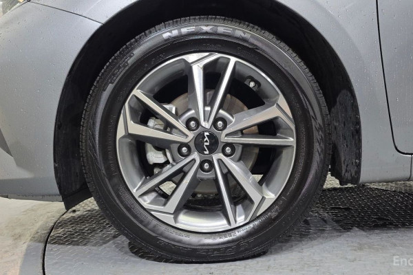 2022 Kia K3 с пробегом 75 392 км