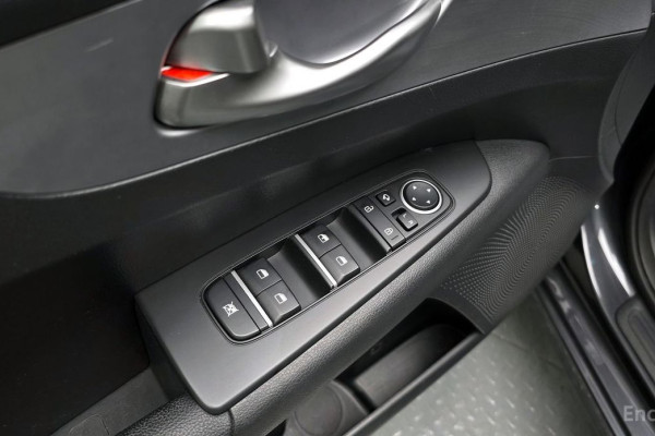 2021 Kia K3 с пробегом 85 581 км