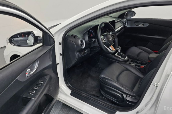 2022 Kia K3 с пробегом 83 925 км