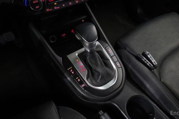 2022 Kia K3 с пробегом 75 392 км