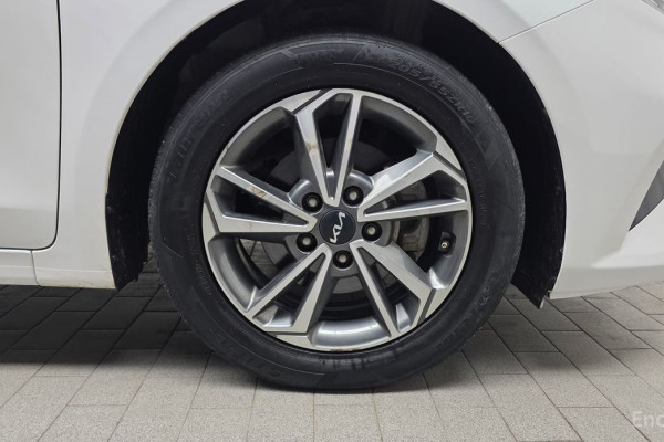 2022 Kia K3 с пробегом 101 373 км