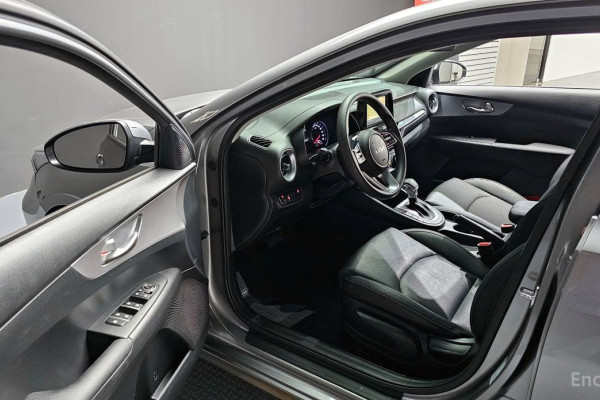 2021 Kia K3 с пробегом 101 252 км