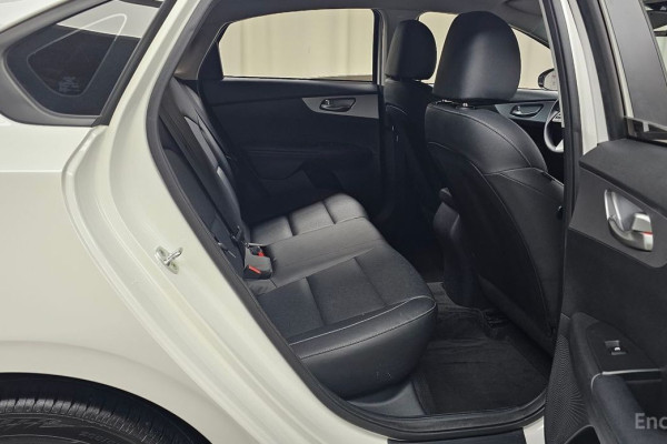 2021 Kia K3 с пробегом 83 555 км