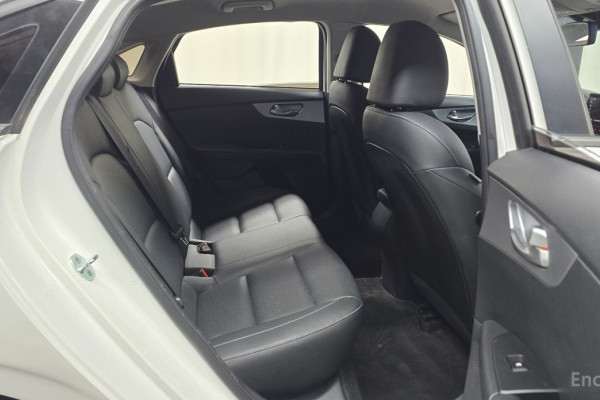 2021 Kia K3 с пробегом 101 131 км