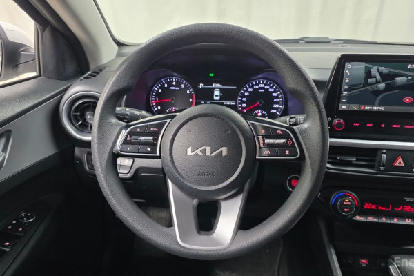 2022 Kia K3 с пробегом 101 373 км
