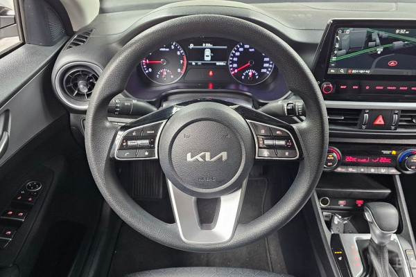 2022 Kia K3 с пробегом 98 488 км