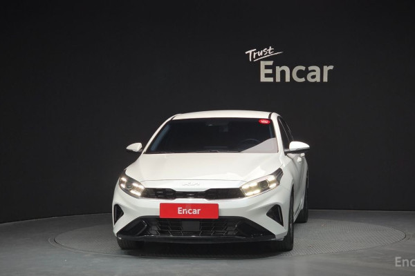 2021 Kia K3 с пробегом 42 893 км