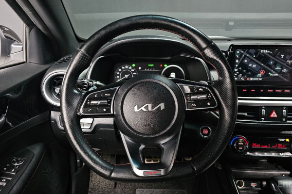 2021 Kia K3 с пробегом 125 580 км