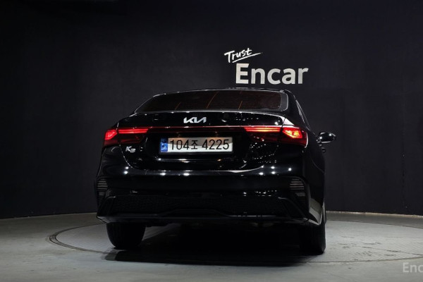 2021 Kia K3 с пробегом 134 557 км