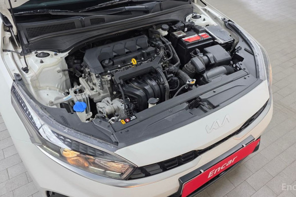 2021 Kia K3 с пробегом 104 448 км