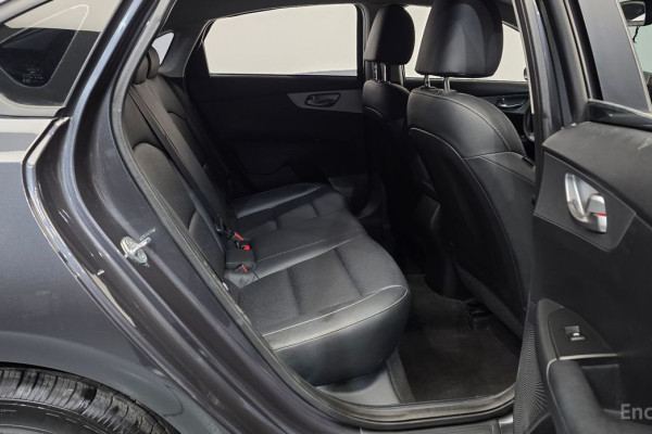 2021 Kia K3 с пробегом 96 272 км