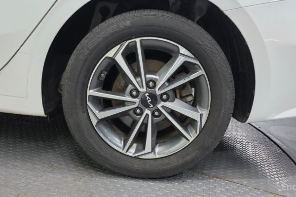 2022 Kia K3 с пробегом 112 686 км