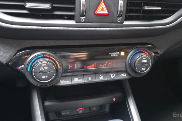 2021 Kia K3 с пробегом 42 893 км