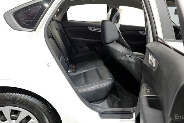 2021 Kia K3 с пробегом 56 048 км