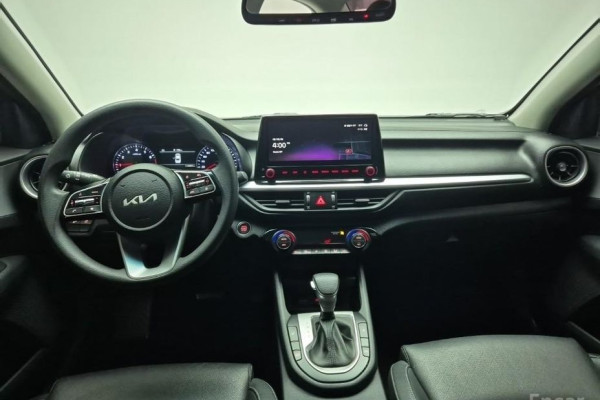 2021 Kia K3 с пробегом 114 000 км