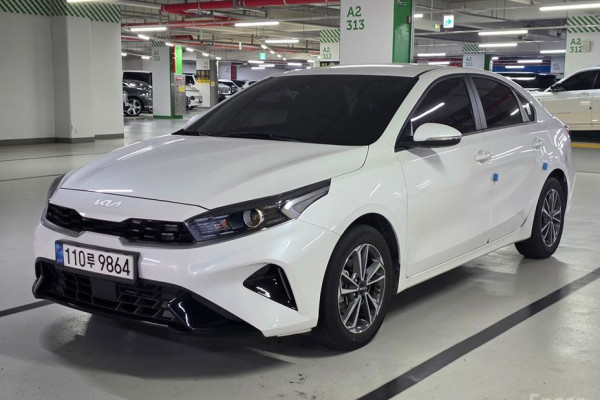 2022 Kia K3 с пробегом 31 106 км