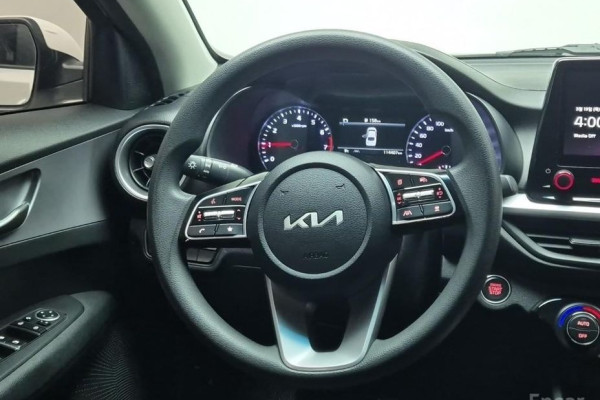 2021 Kia K3 с пробегом 114 000 км