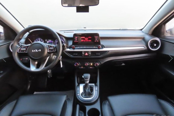 2022 Kia K3 с пробегом 74 087 км