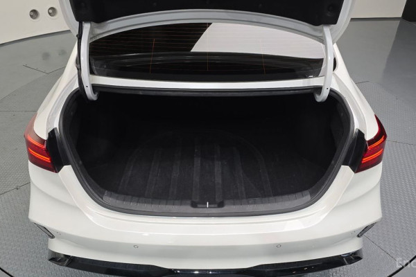 2022 Kia K3 с пробегом 86 214 км