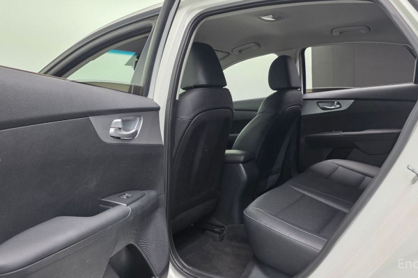 2022 Kia K3 с пробегом 112 686 км