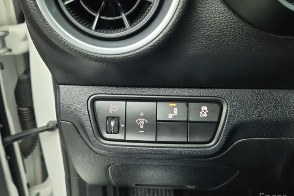 2021 Kia K3 с пробегом 114 000 км