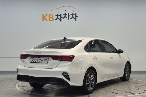 2021 Kia K3 с пробегом 102 330 км