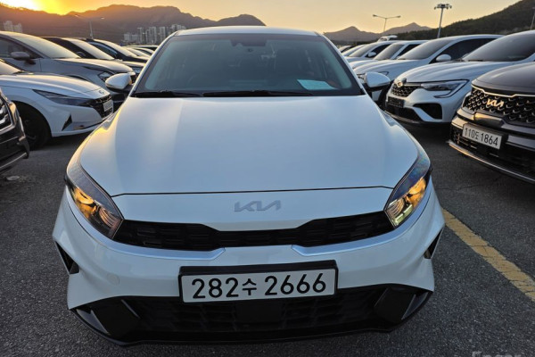 2022 Kia K3 с пробегом 38 939 км