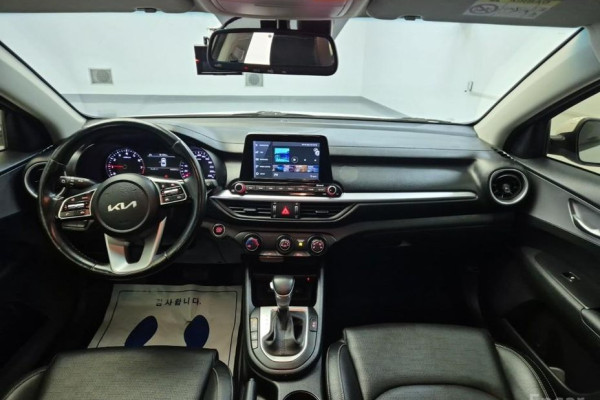 2021 Kia K3 с пробегом 102 330 км