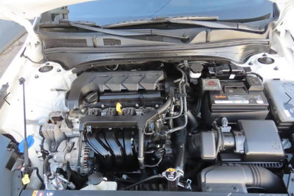 2022 Kia K3 с пробегом 74 087 км