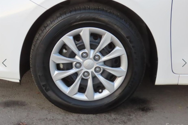 2022 Kia K3 с пробегом 74 087 км