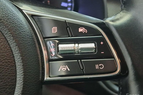 2021 Kia K3 с пробегом 102 330 км