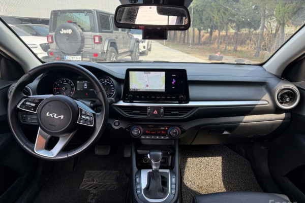 2022 Kia K3 с пробегом 33 860 км