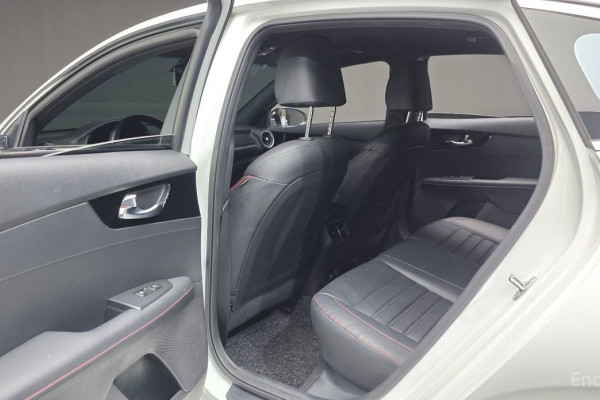 2021 Kia K3 с пробегом 100 438 км