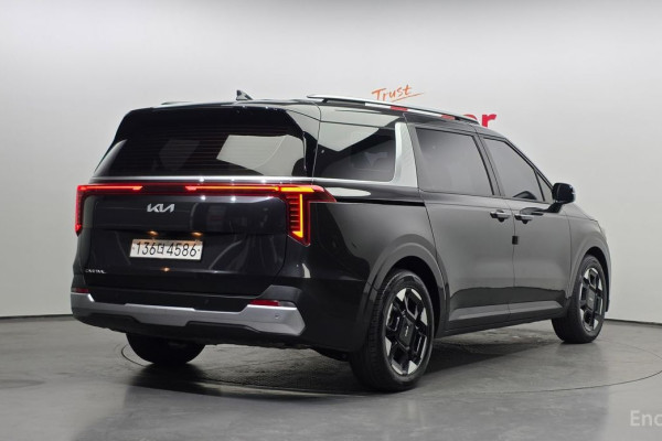 2024 Kia Carnival с пробегом 54 807 км