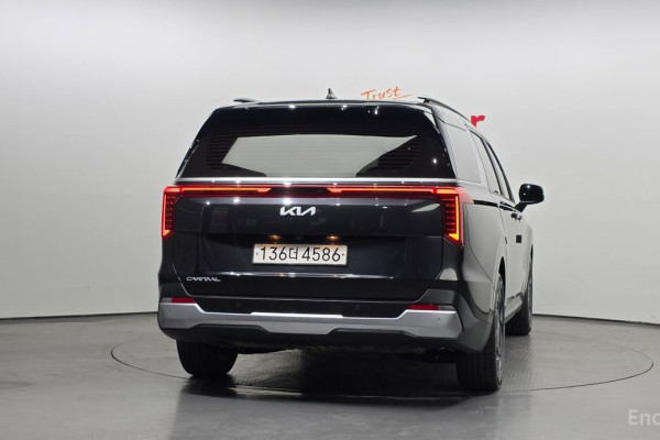 2024 Kia Carnival с пробегом 54 807 км