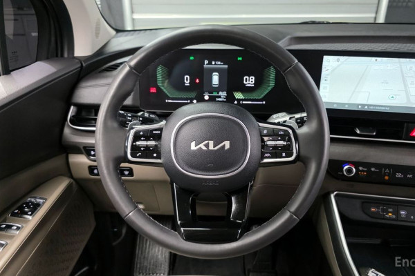 2024 Kia Carnival с пробегом 54 807 км