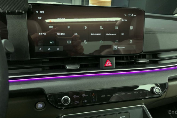 2023 Kia Carnival с пробегом 14 820 км