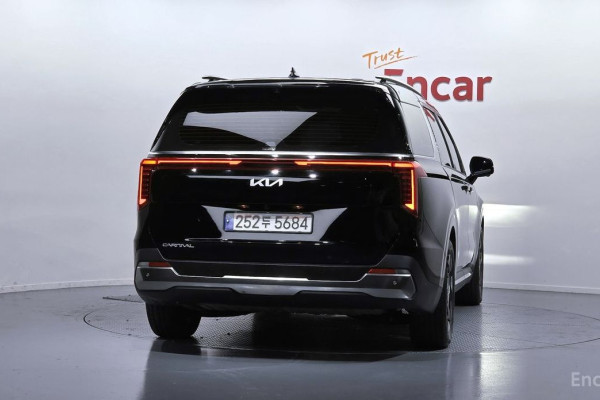 2024 Kia Carnival с пробегом 25 856 км