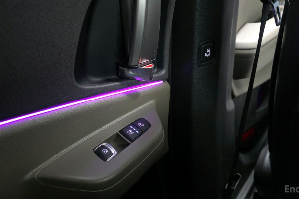 2023 Kia Carnival с пробегом 14 820 км