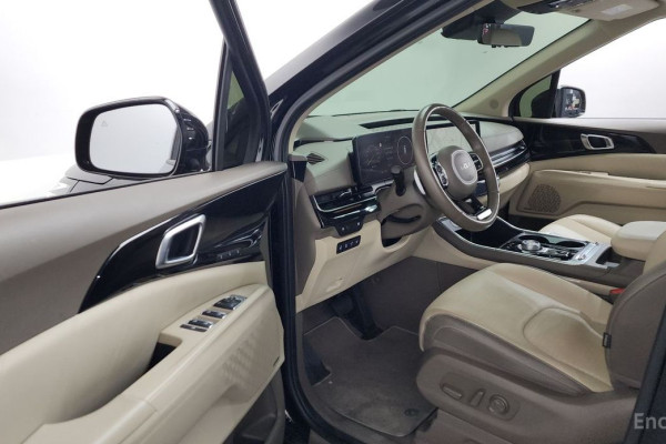 2024 Kia Carnival с пробегом 64 862 км