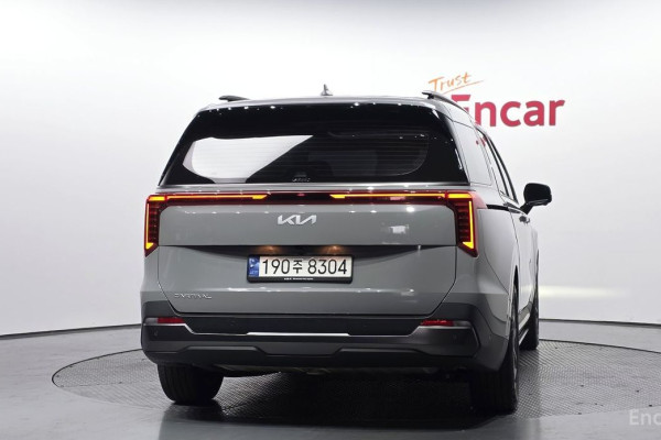 2024 Kia Carnival с пробегом 45 734 км