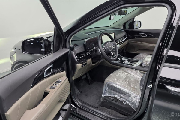 2024 Kia Carnival с пробегом 25 856 км