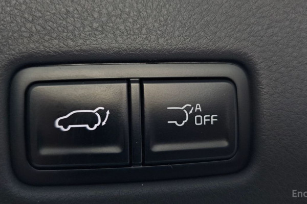 2023 Kia Carnival с пробегом 14 820 км