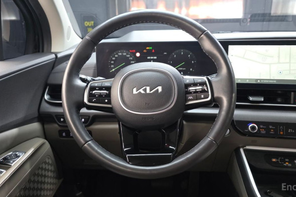 2024 Kia Carnival с пробегом 49 034 км