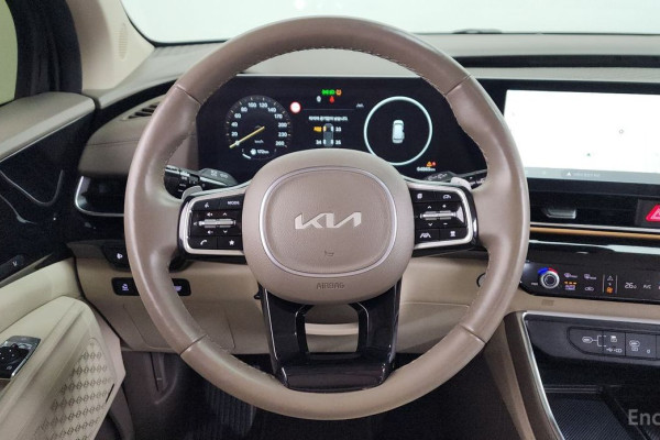 2024 Kia Carnival с пробегом 64 862 км