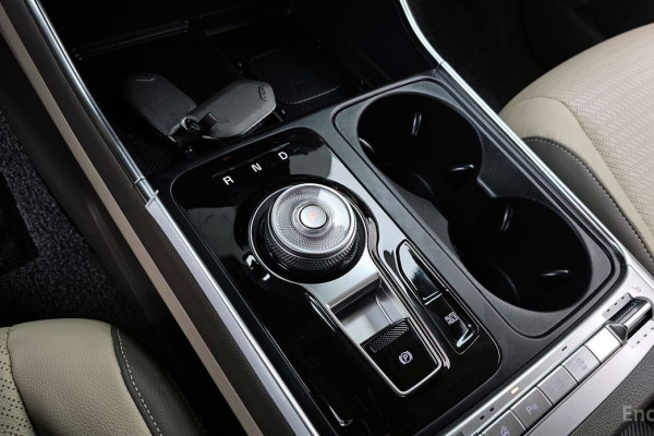 2025 Kia Carnival с пробегом 2 839 км