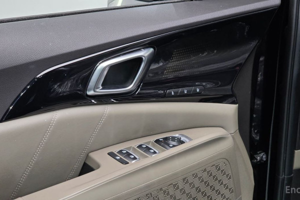 2024 Kia Carnival с пробегом 25 856 км