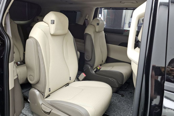 2025 Kia Carnival с пробегом 2 839 км