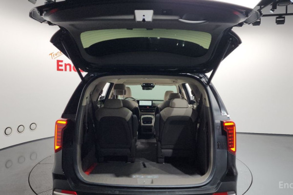 2024 Kia Carnival с пробегом 64 862 км